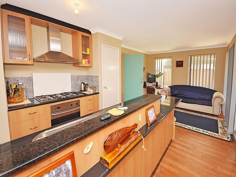 15 Carwell Avenue, Ellenbrook WA 6069