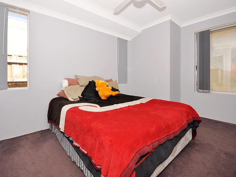 15 Carwell Avenue, Ellenbrook WA 6069