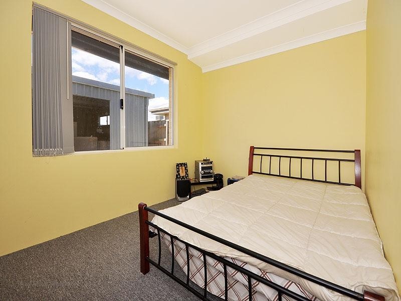 15 Carwell Avenue, Ellenbrook WA 6069