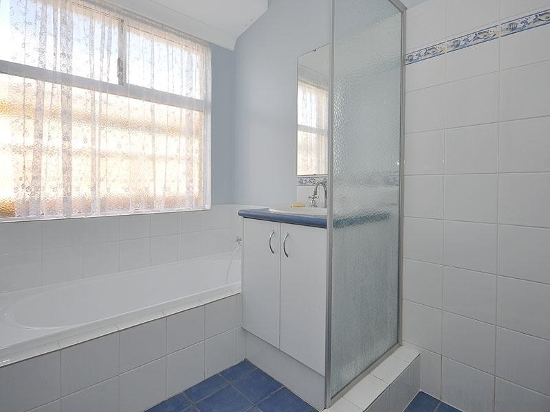 15 Carwell Avenue, Ellenbrook WA 6069