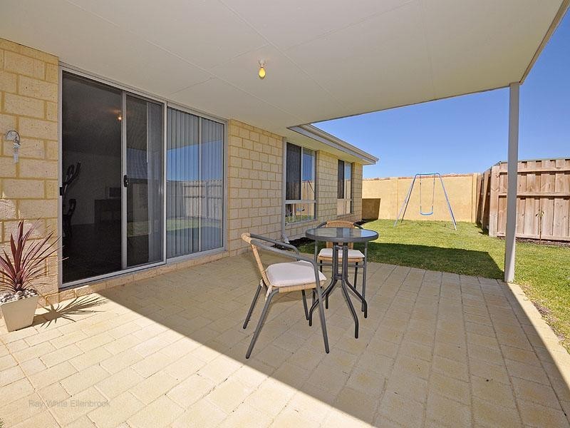 45 Elmina Avenue, Ellenbrook WA 6069