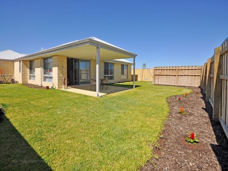 45 Elmina Avenue, Ellenbrook WA 6069