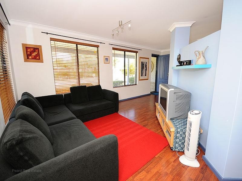 31 Anna Plains Circle, Ellenbrook WA 6069