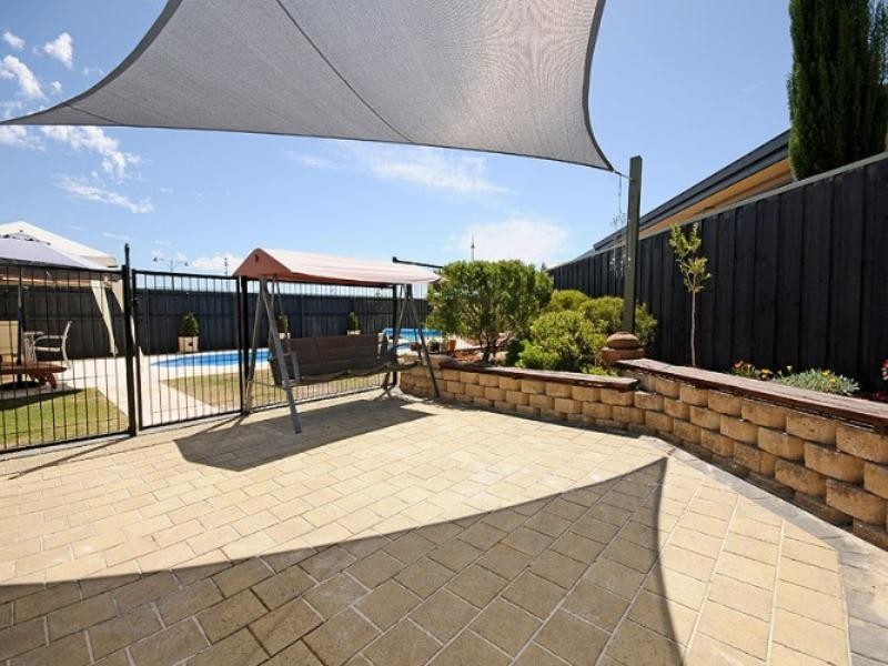 31 Anna Plains Circle, Ellenbrook WA 6069