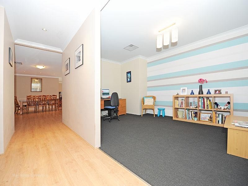 11 Heirisson Turn, Ellenbrook WA 6069