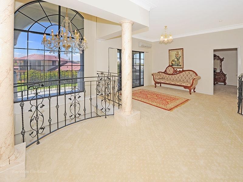 9 Mariners View, Mindarie WA 6030