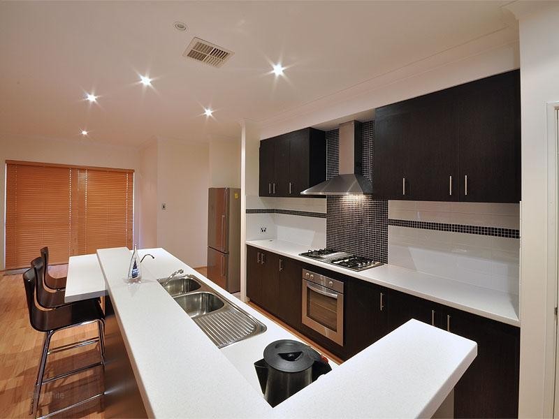 21 Oakhill Heights, Ellenbrook WA 6069