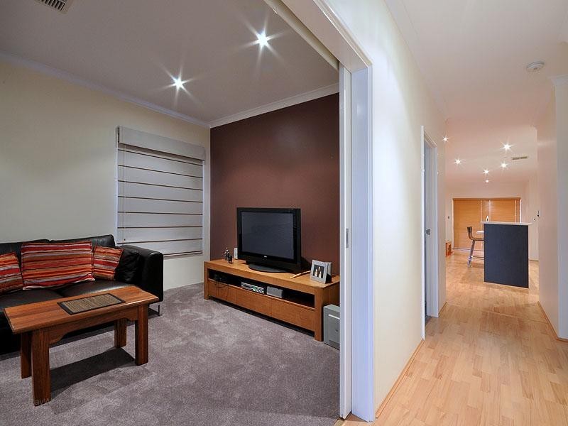 21 Oakhill Heights, Ellenbrook WA 6069
