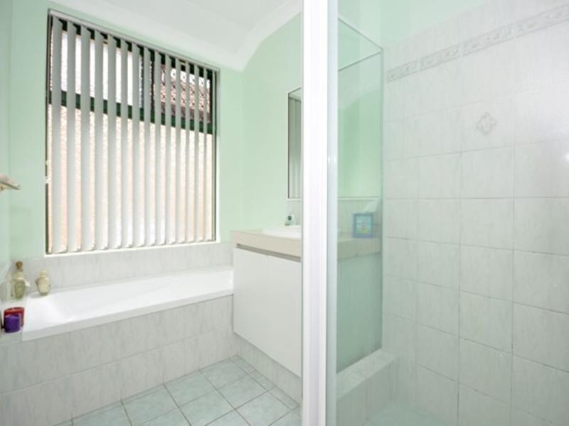 33 Whitchurch Road, Redcliffe WA 6104