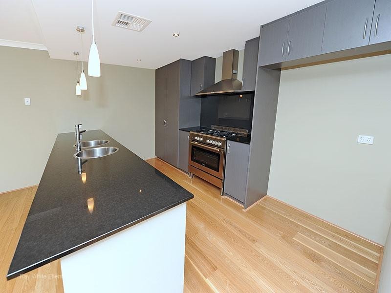 117 Brookmount Drive, Ellenbrook WA 6069