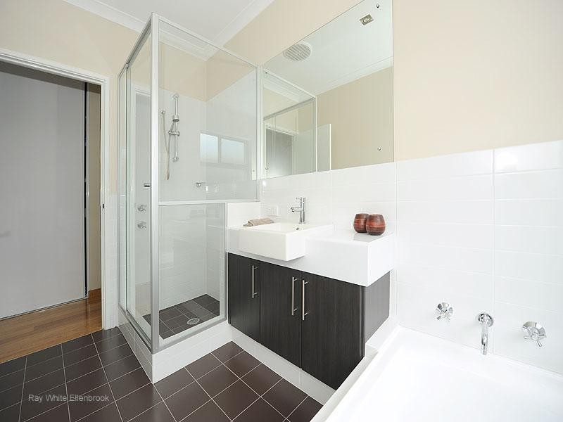 6 Manila Way, Aveley WA 6069