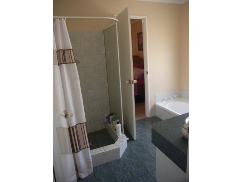 10 Portofino Turn, Ellenbrook WA 6069