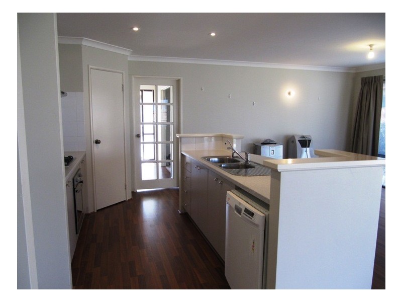 26 Hatfield Road, Ellenbrook WA 6069