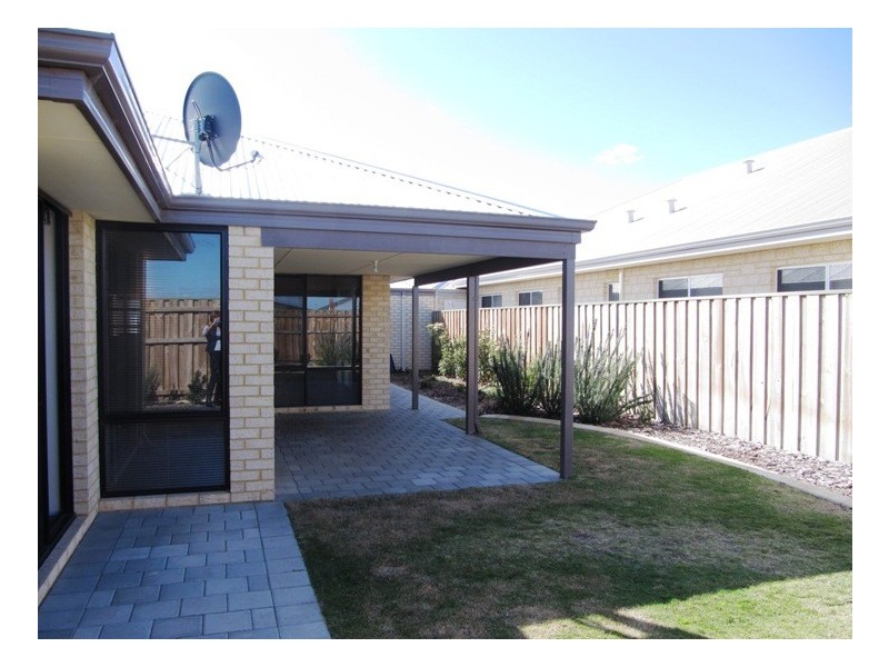 26 Hatfield Road, Ellenbrook WA 6069