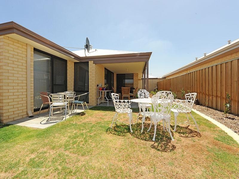 26 Hatfield Road, Ellenbrook WA 6069