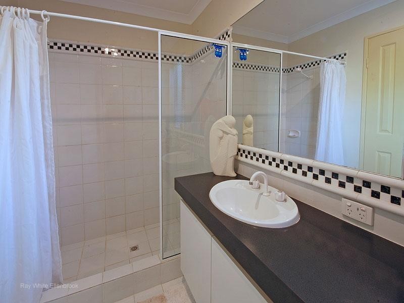 42 Ponte Vecchio Boulevard, Ellenbrook WA 6069