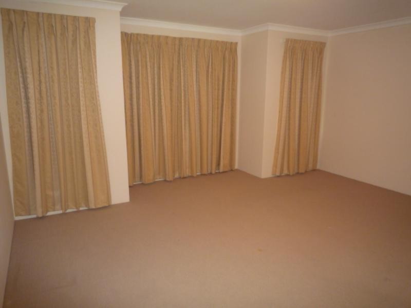 5 Blendon Avenue, Ellenbrook WA 6069