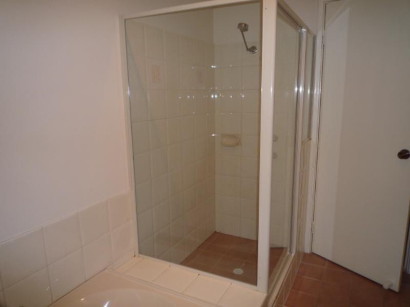 5 Blendon Avenue, Ellenbrook WA 6069