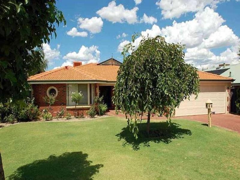 4 Lookout Circle, Ellenbrook WA 6069