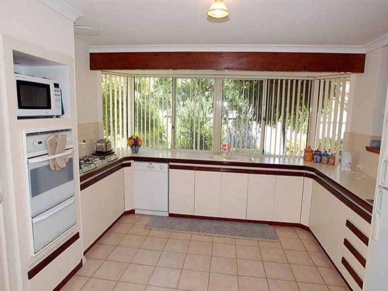 4 Lookout Circle, Ellenbrook WA 6069