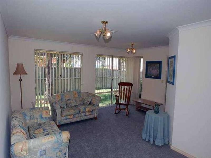 4 Lookout Circle, Ellenbrook WA 6069