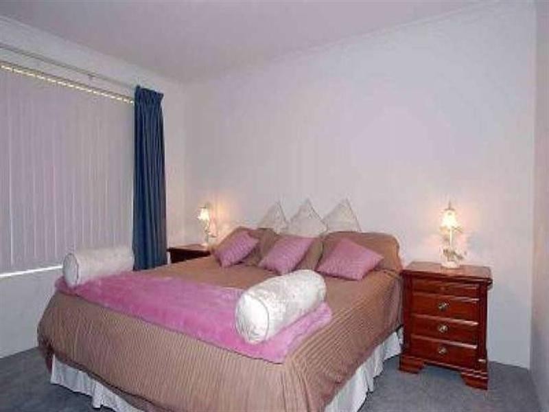 4 Lookout Circle, Ellenbrook WA 6069