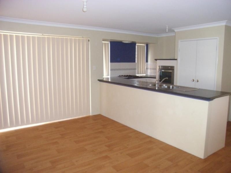 35 Withnell Drive, Ellenbrook WA 6069