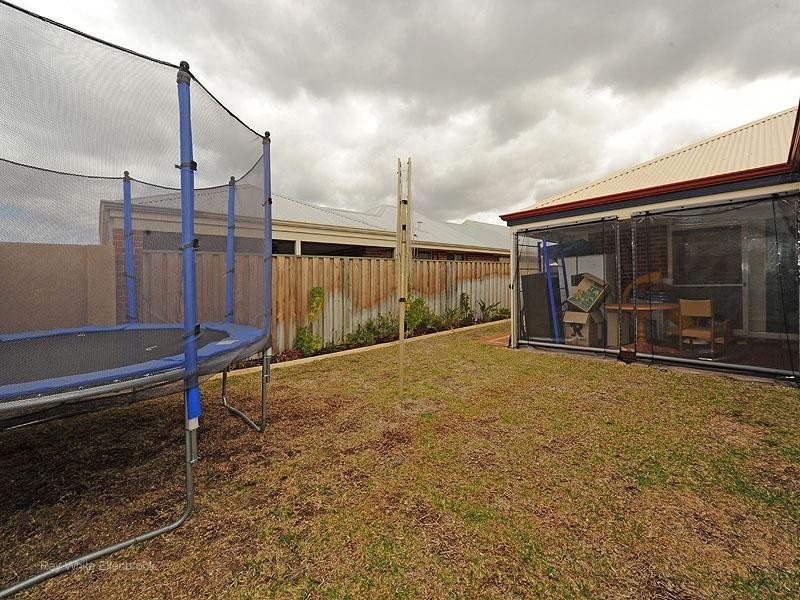 35 Withnell Drive, Ellenbrook WA 6069