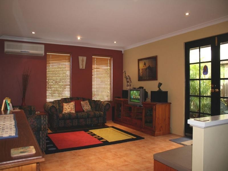 18 Portofino Turn, Ellenbrook WA 6069