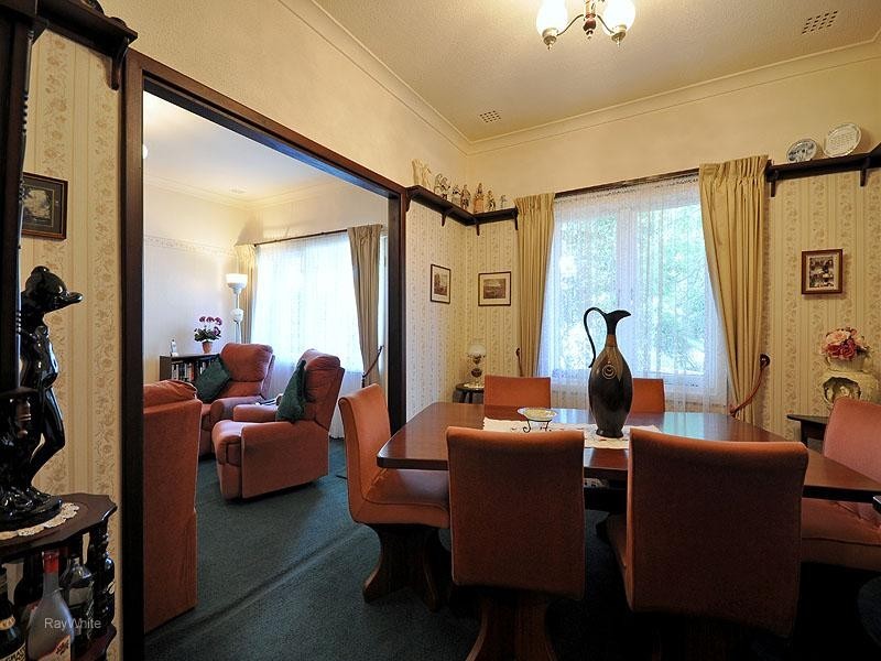 30 Newhaven Way, Nollamara WA 6061