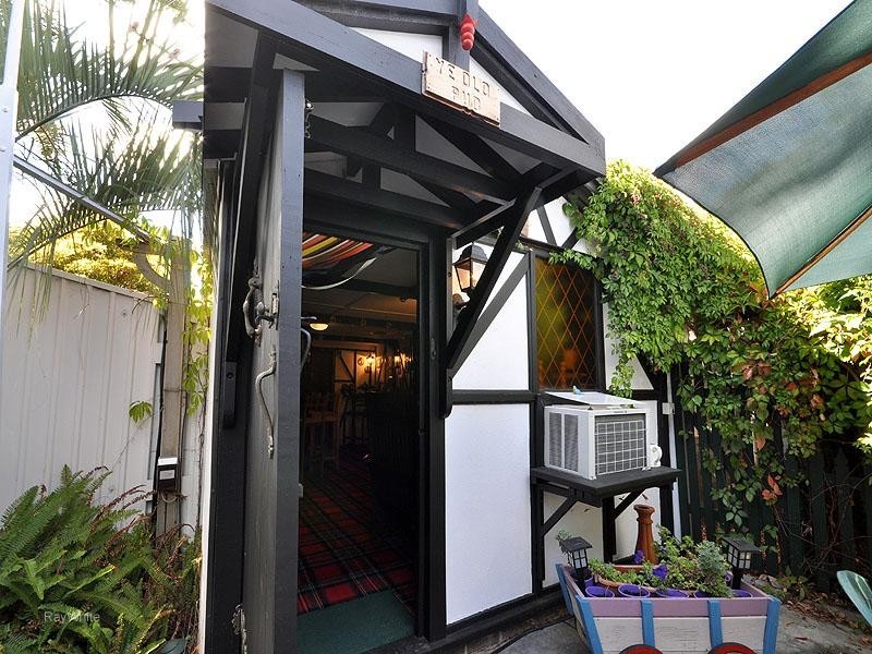 30 Newhaven Way, Nollamara WA 6061