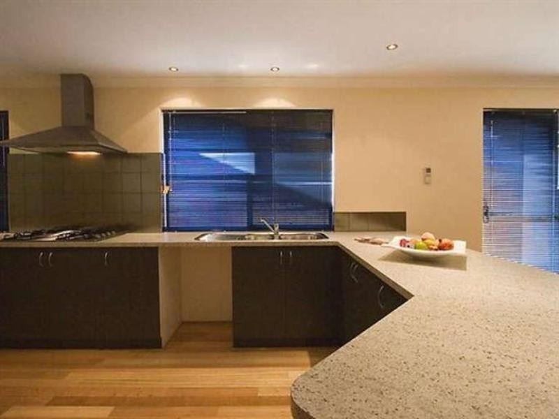 15 Weyba Turn, Ellenbrook WA 6069