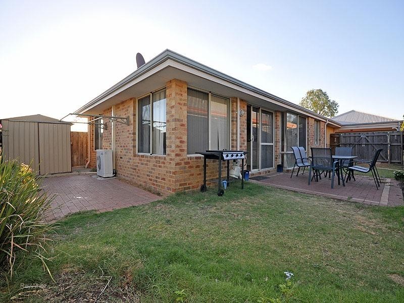 9 Riverina Drive, Ellenbrook WA 6069