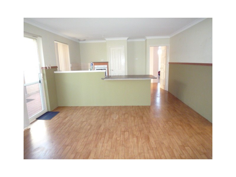 28 Larrawa Circle, Ellenbrook WA 6069