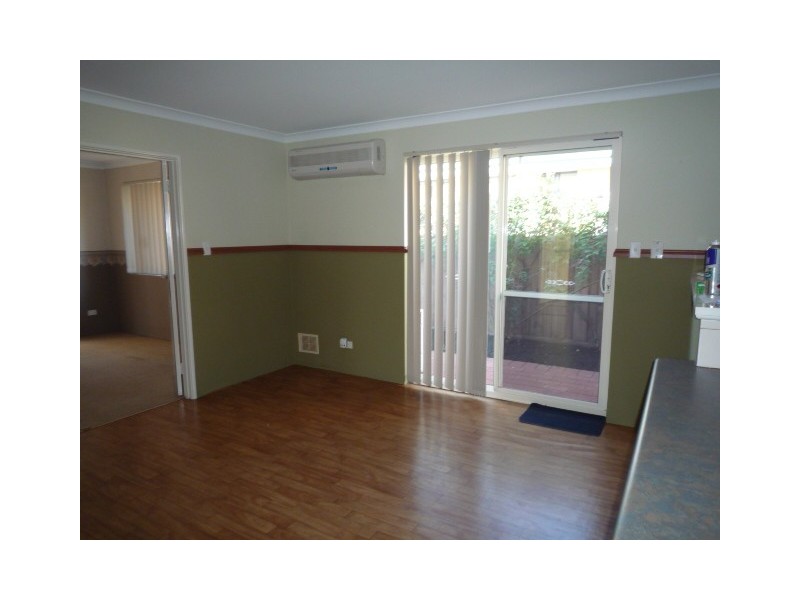 28 Larrawa Circle, Ellenbrook WA 6069