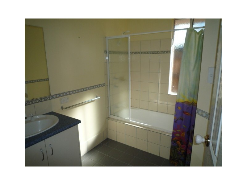 28 Larrawa Circle, Ellenbrook WA 6069