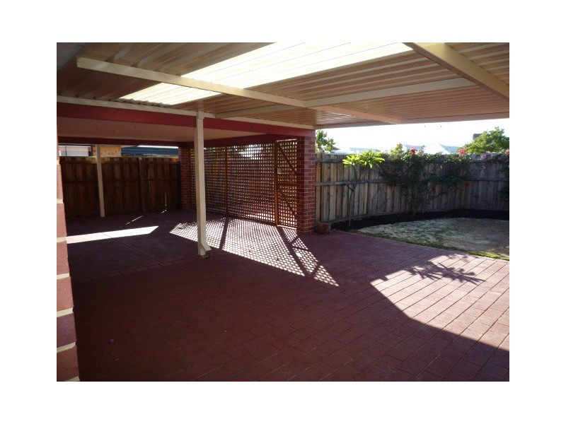 28 Larrawa Circle, Ellenbrook WA 6069