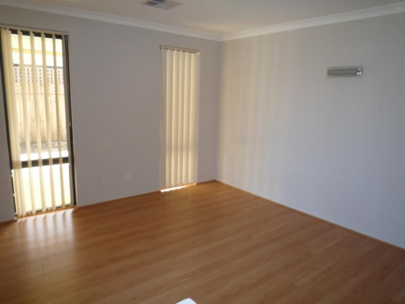 19 Heirisson Turn, Ellenbrook WA 6069