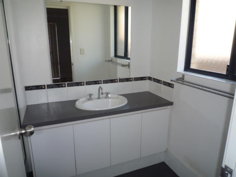 19 Heirisson Turn, Ellenbrook WA 6069