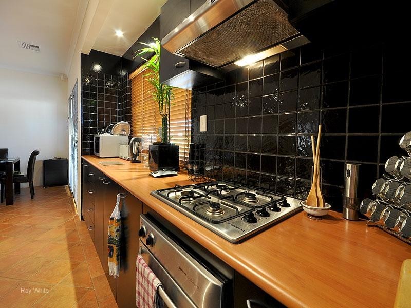 31 Welara Circle, Henley Brook WA 6055