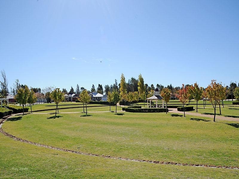 31 Welara Circle, Henley Brook WA 6055