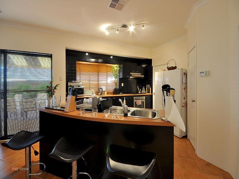 31 Welara Circle, Henley Brook WA 6055