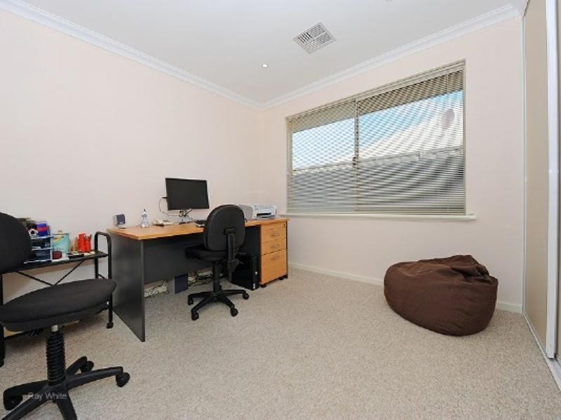 20 Pyrton Street, Aveley WA 6069