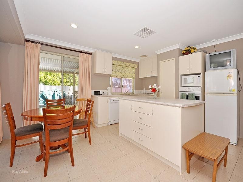 4 Turner Road, Bullsbrook WA 6084