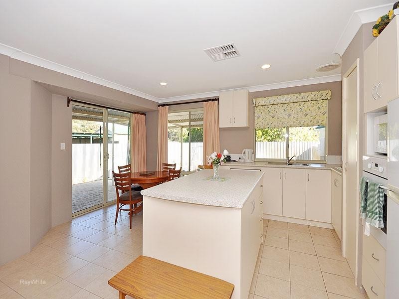 4 Turner Road, Bullsbrook WA 6084