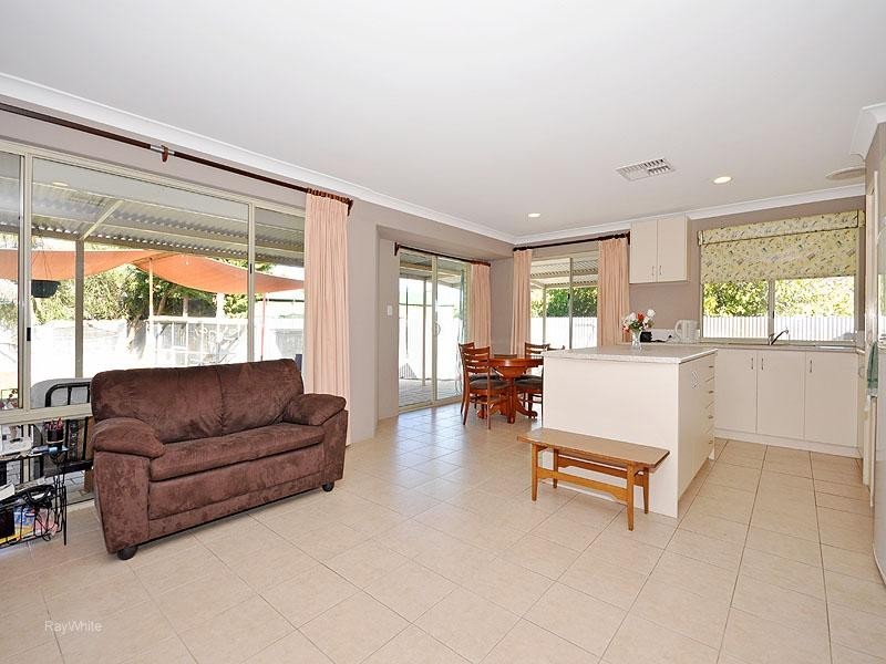 4 Turner Road, Bullsbrook WA 6084