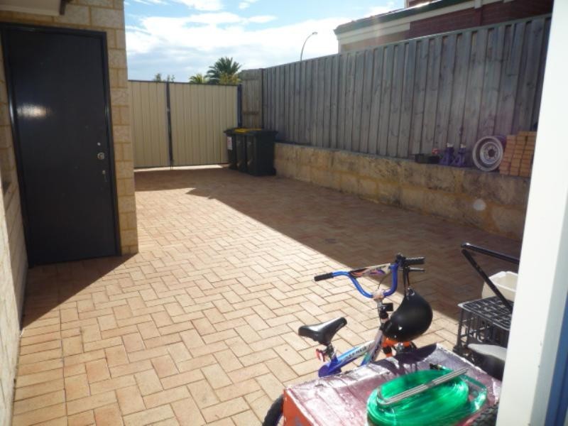 2 Baudin Way, Ellenbrook WA 6069