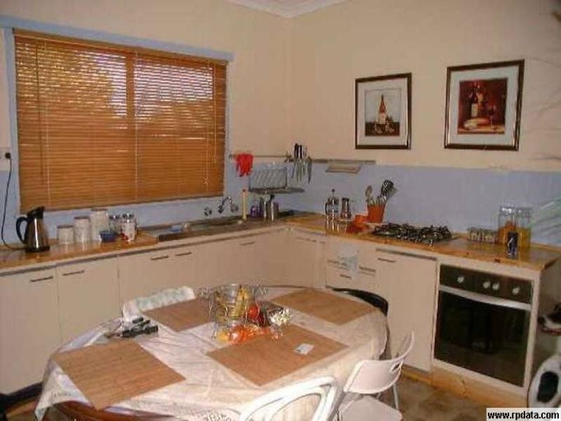 5 Ewart Street, Midvale WA 6056