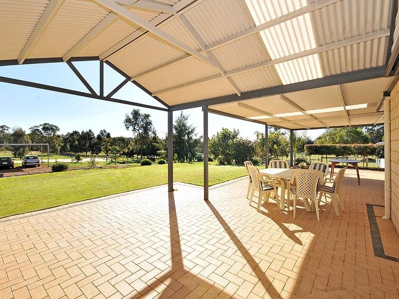 109 Devon Way, Lower Chittering WA 6084