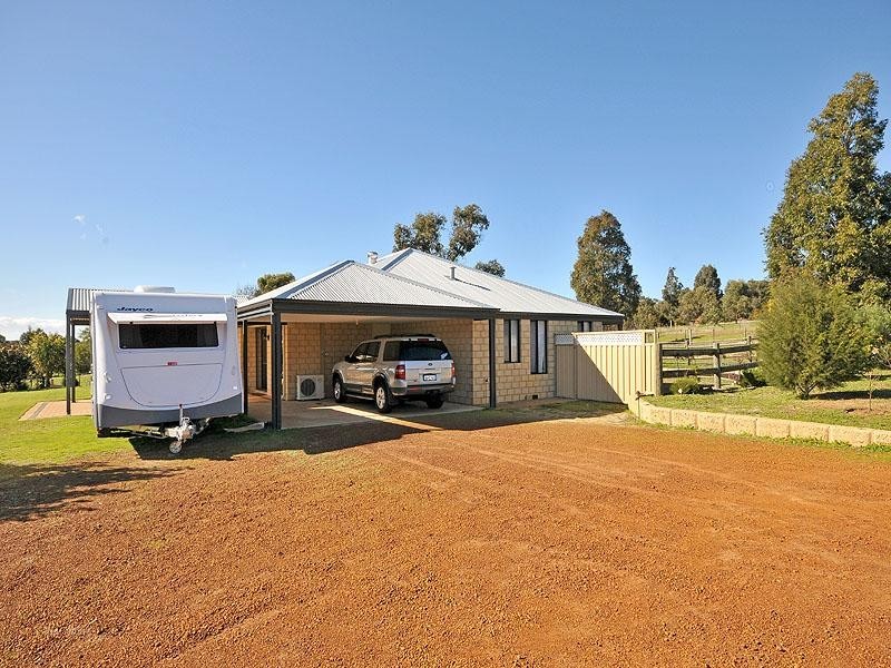 109 Devon Way, Lower Chittering WA 6084